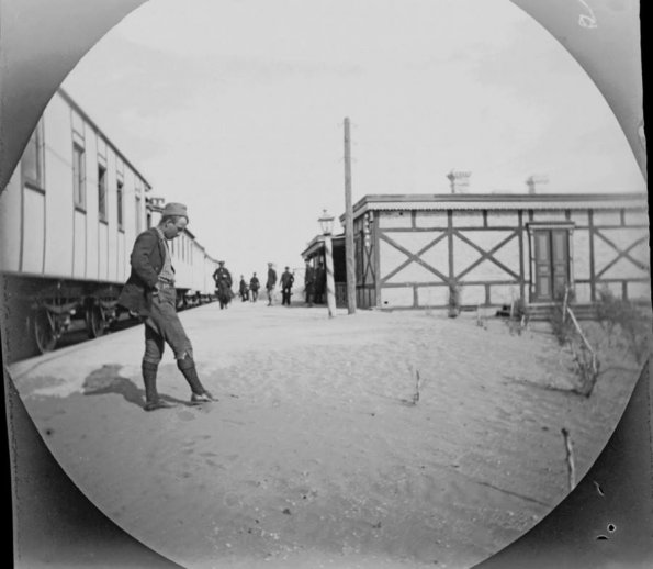 1891 Ашхабад Снимки Томаса Аллена Путешественника на Велосипедах  2 На Перроне Вокзала