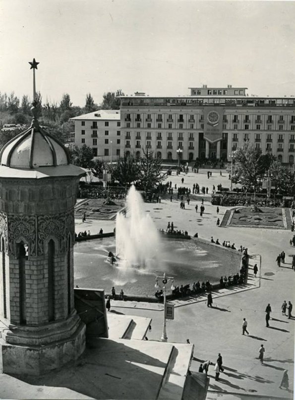 1958 Ташкент Вид на Новую Гостиницу Ташкент в Дни Конференции Писателей Стран Азии и Африки