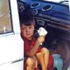 1987 Ташкент Мальчик с Мороженным в Машине