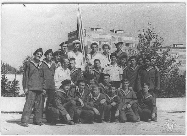 1983 Ташкент Морская школа На заднем плане дома 17кв-ла