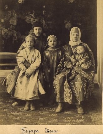 1890 Bukhara Jews Family