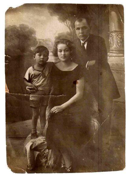 1924 Джидда Карим Хакимов жена Хадича и сын Шамиль Консул СССР в Саудовской Аравии