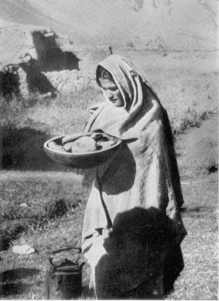 1928 Young woman in Yazgulam