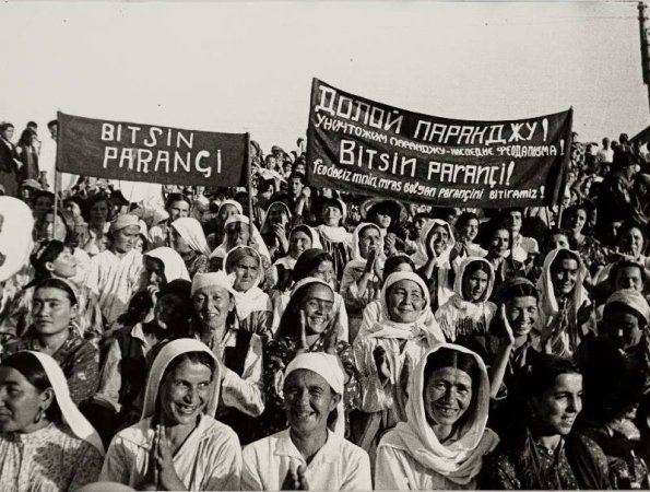 1930 Предпл Узбекистан Митинг Долой Паранджу