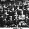 1945 Ташкент Воспитанники Суворовского Училища и Преподаватель Математики В П Левицкий