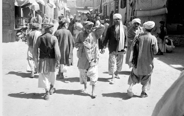 1953 Kabul People from Market 10